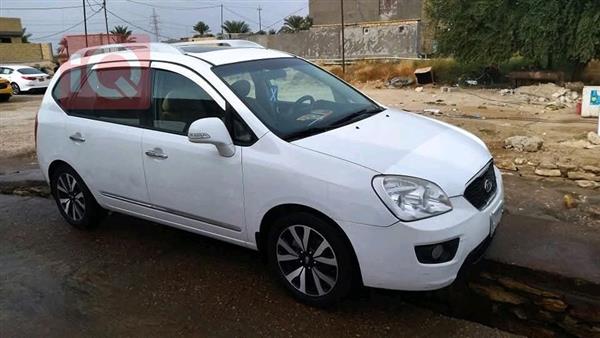 كيا كارينز 2013 للبيع في العراق - ميسان